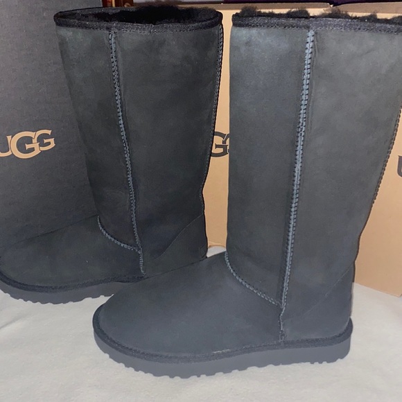 UGG Shoes - UGG Classic Tall
